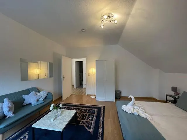 Apartment Dachwohnung Am Rhein Neben Die Schokoladenmuseum