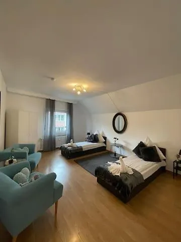 Apartment Riverside Attic Near The Chocolate Museum Cologne